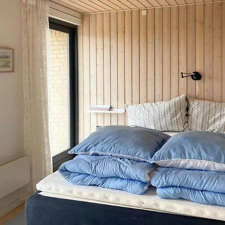 Feriehus Charming Summer House In With Sea View *