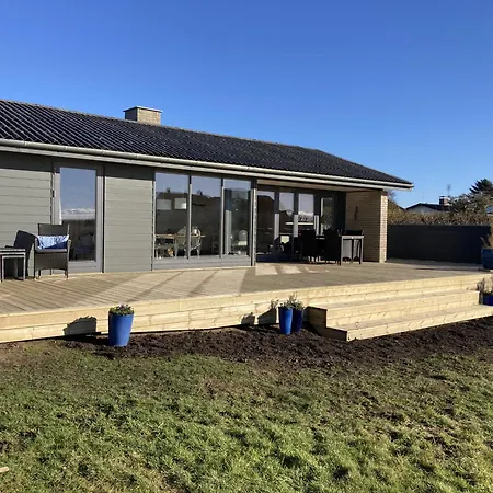 Charming Summer House In With Sea View * フ ァボルグ